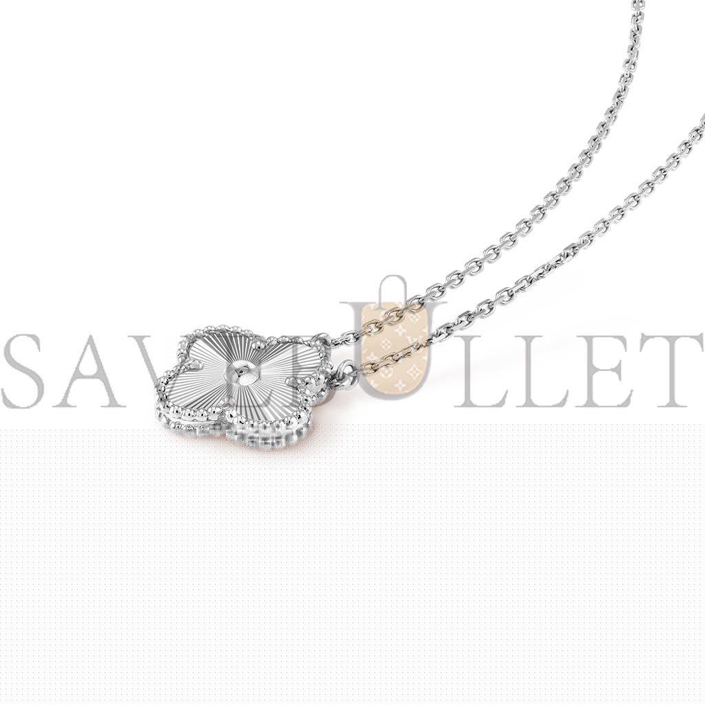 V*N CL*F arpels vintage alhambra pendant 18k white gold vcarp9xg00